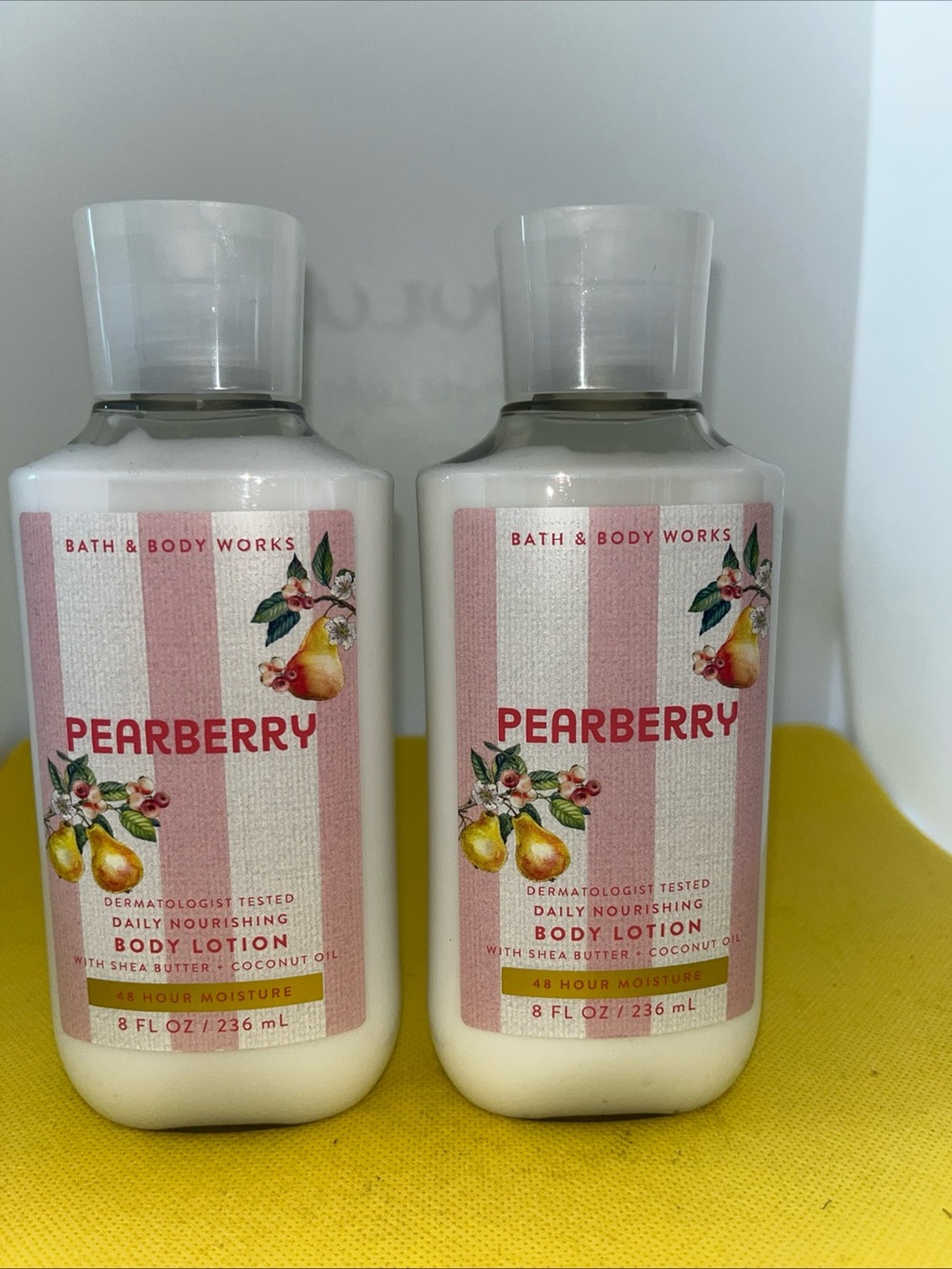 2x Bath & Body Works Pearberry Body Lotion 8 Oz New  plus a free gift